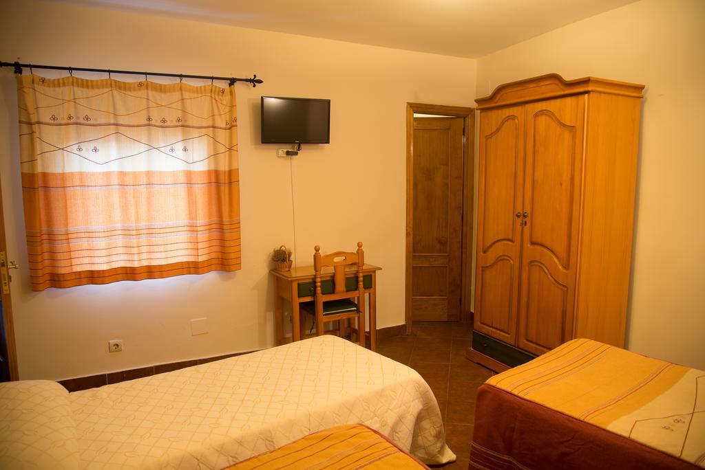 Hostal Hueso Trujillo Exteriér fotografie
