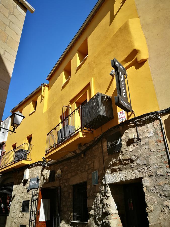 Hostal Hueso Trujillo Exteriér fotografie