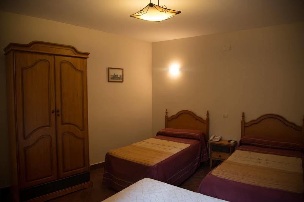 Hostal Hueso Trujillo Exteriér fotografie