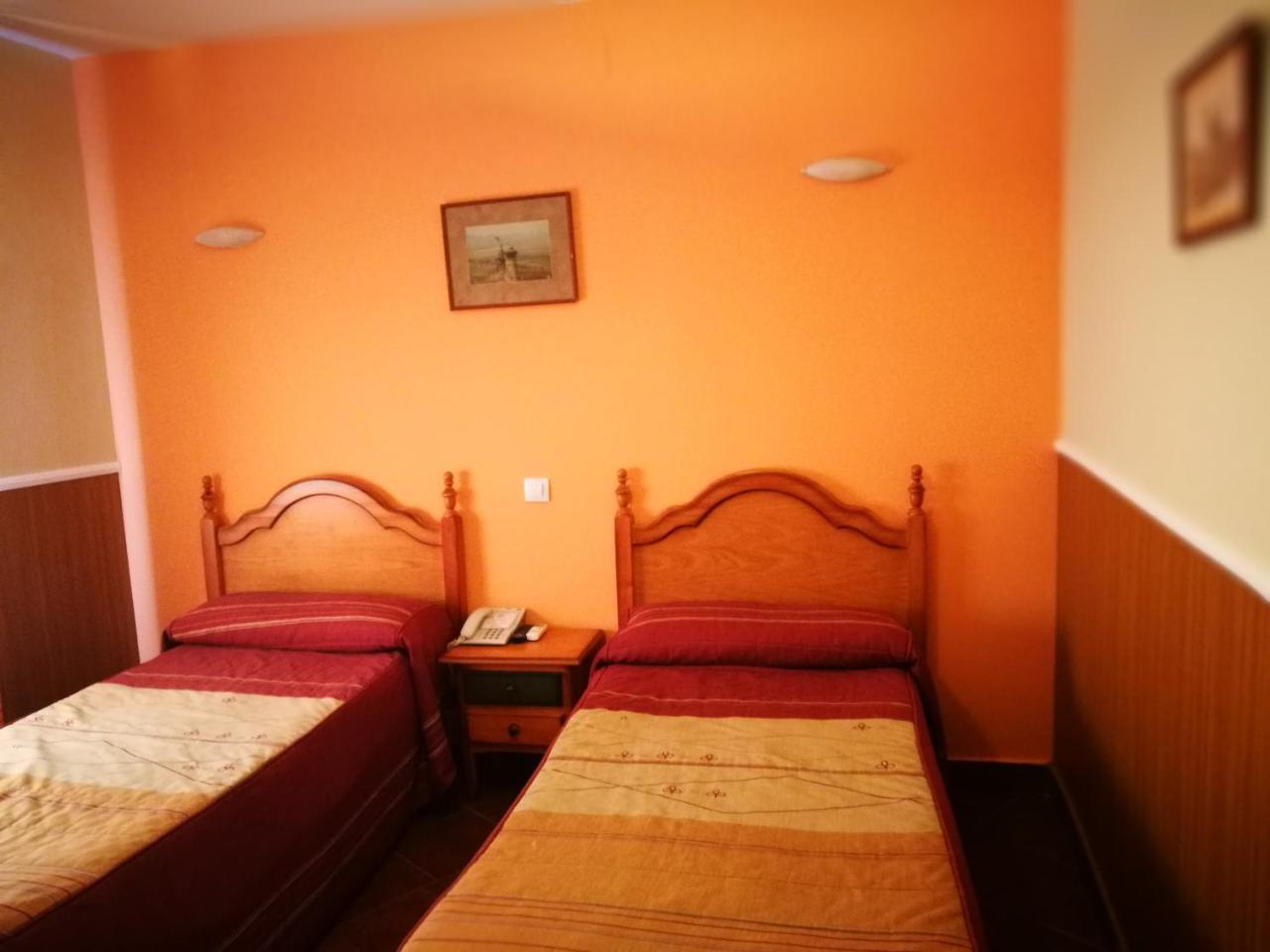 Hostal Hueso Trujillo Exteriér fotografie